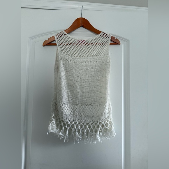 Lilly Pulitzer Boho White Crochet Knit Tank Top with Fringe Hem - Picture 6 of 6